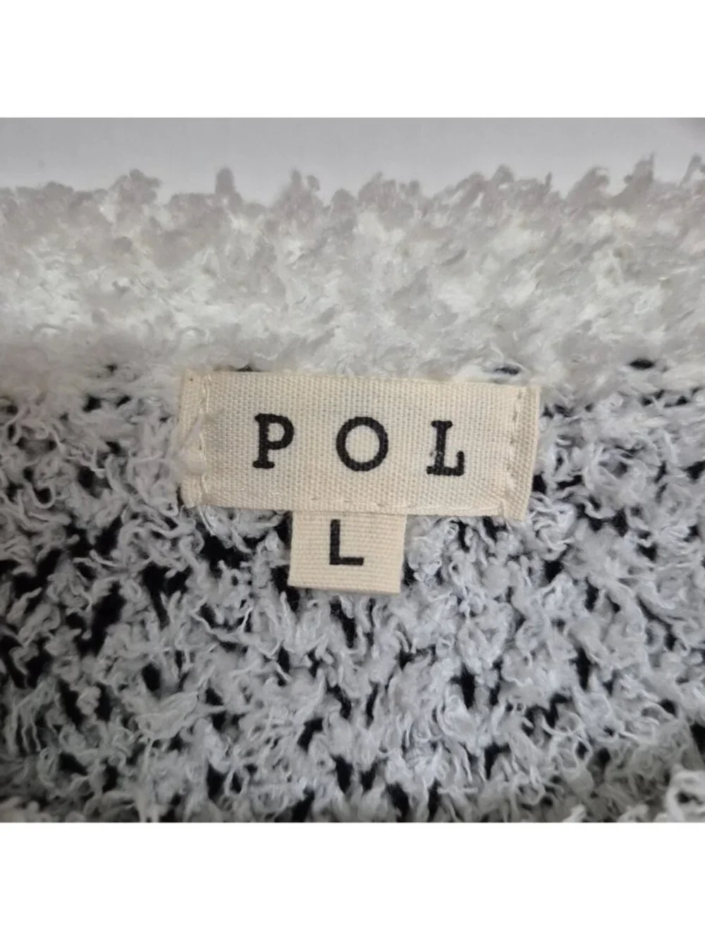 POL Women's Leopard Fuzzy Knit Sweater White & Black Cozy Long Sleeve Size L - Picture 3 of 5